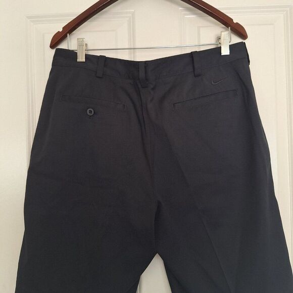 Nike Black golf short‎ size 34 - Picture 2 of 6